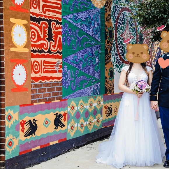 Galina Signature White Wedding Dress - Picture 8 of 10